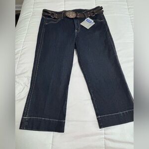 Bandolino Dark Capri Jeans with Brown Belt